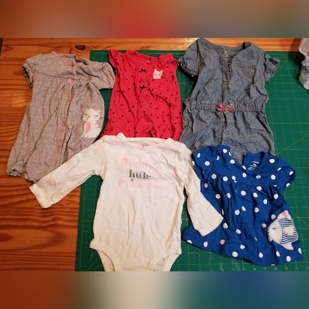 5/$20 𝅺Carter’s Baby Girl Romper/Onesie/Jumper/Shirt 5 Pack Bundle 9 Months